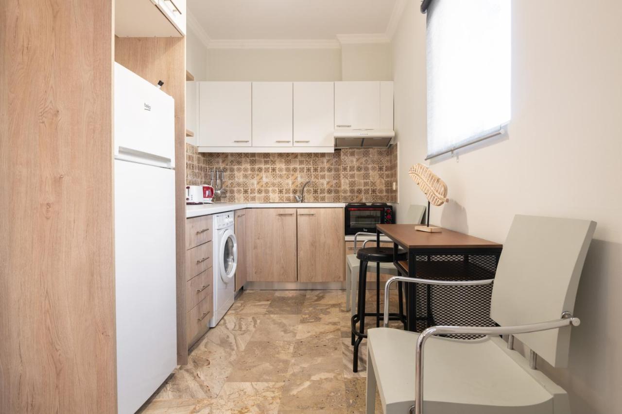 Bilocale - Δίχωρο Διαμέρισμα Δίπλα Στα Ψηλαλώνια Patras Bagian luar foto