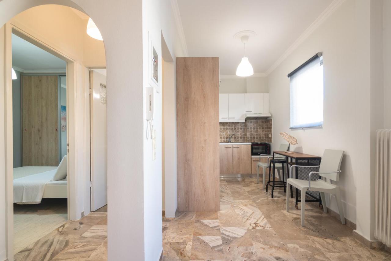 Bilocale - Δίχωρο Διαμέρισμα Δίπλα Στα Ψηλαλώνια Patras Bagian luar foto
